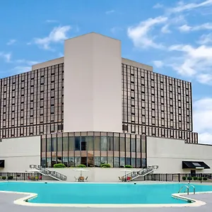 Wyndham Garden Downtown Hotel