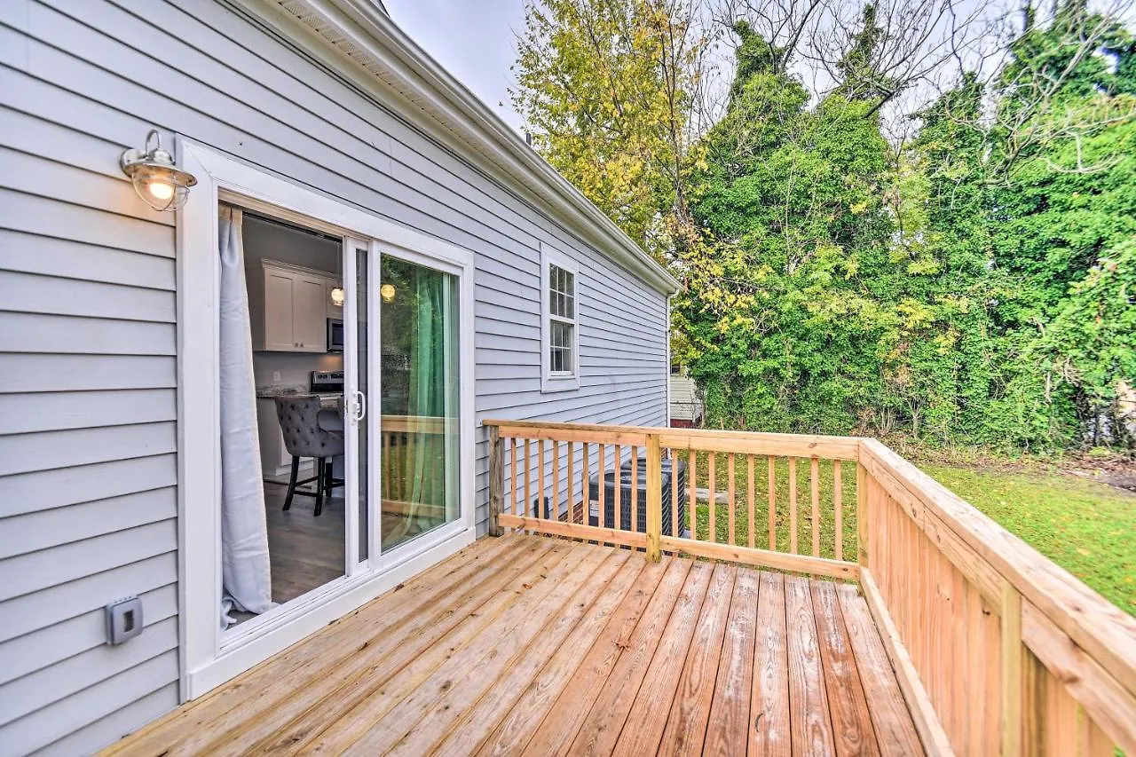 Holiday home Bright Norfolk Home With Deck Less Than 3 Mi To Town!